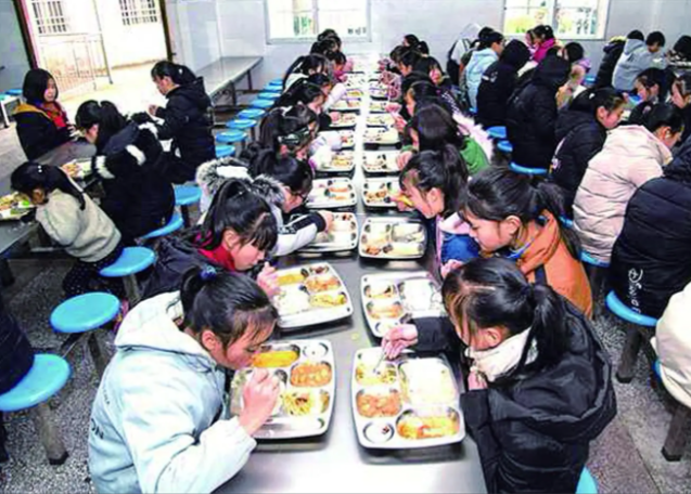 饮食观念是在家庭的饮食习惯和教育理念的影响下潜移默化形成