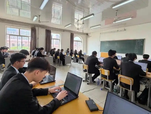 全域赋能教育全流程掩盖授课讲解日常办理自主练习各环节