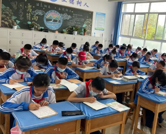 切实满意群众对优质教育资源的需求让优质教育惠及千家万户 切实满意群众对优质教育资源的需求让优质教育惠及千家万户